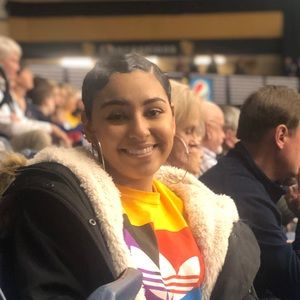 Meet your Posher, Kaliya